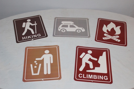 [PDG-137] Camping Signs