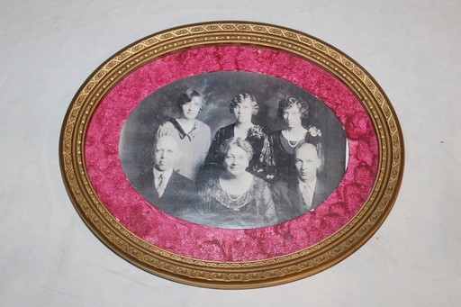 [PDP-029] Framed Group Photo - 1920s