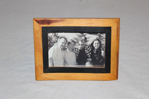 [PDP-054] Framed Group Portrait