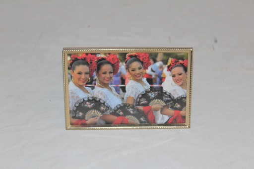 [PDP-056] Framed Group Portrait