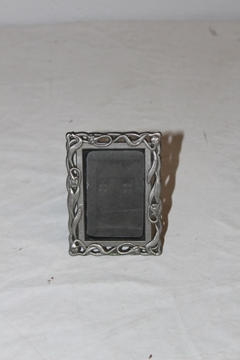 [PDP-068] Picture Frame