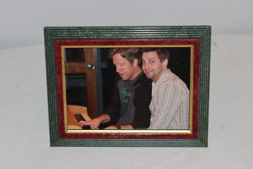 [PDP-104] Framed Portrait