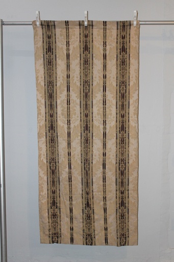 [PDW-035] Curtain
