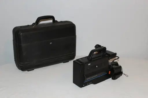 [PEC-006] Solid State VHS Camcorder