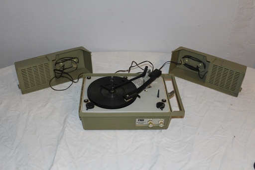[PER-107] Portable Turntable