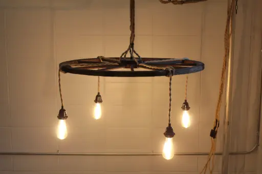 [PLC-030] Wagon Wheel Chandelier
