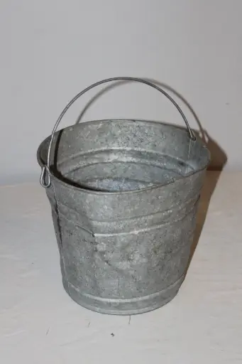 [PDT-029] Metal Bucket